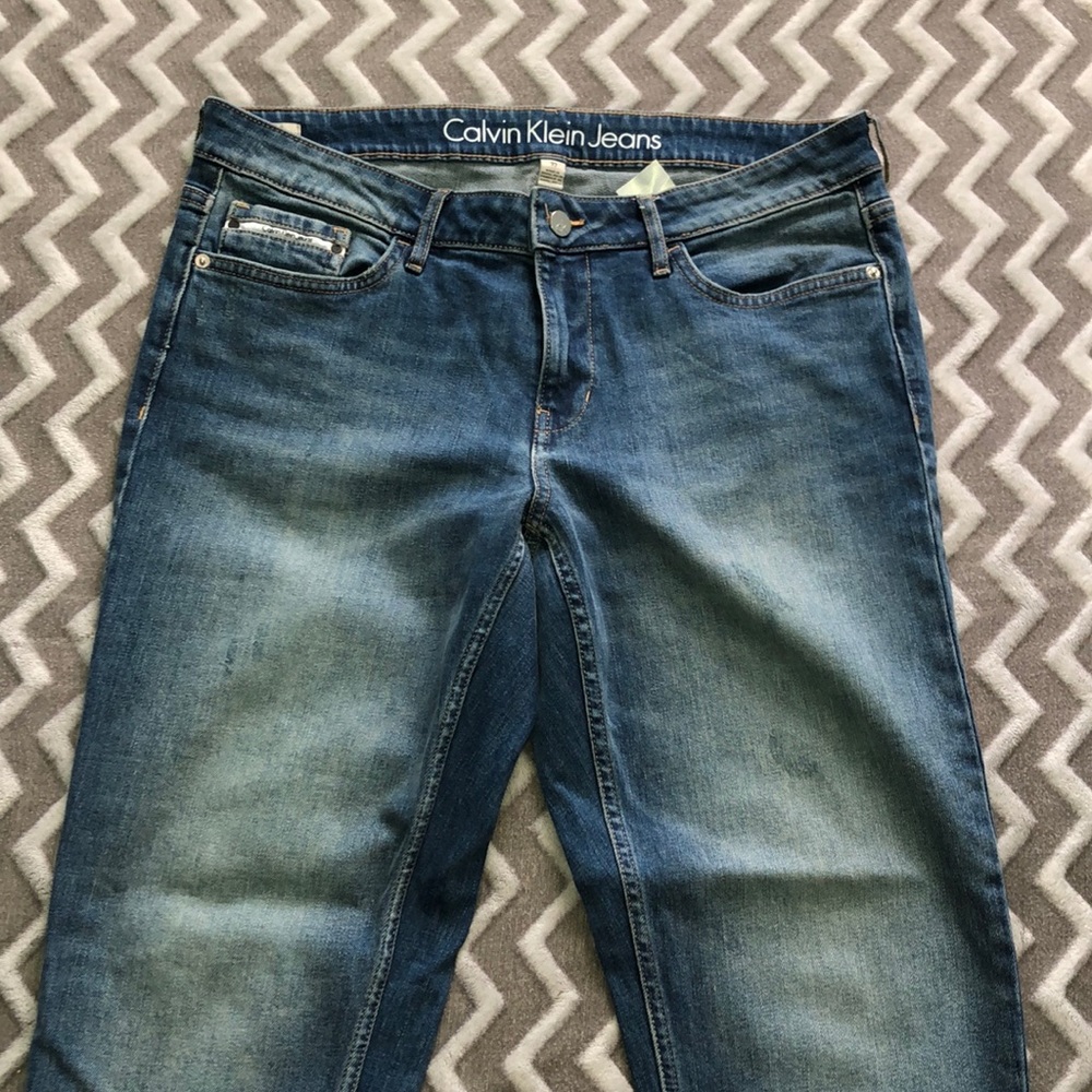 Calvin Klein Jeans SIZE 32